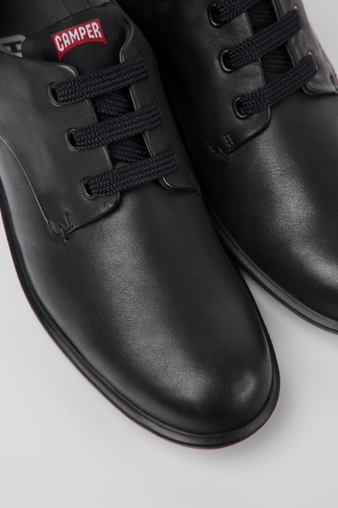 Camper Atom Work Czarne Skórzane Buty Blucher Nowe Przyjazdy